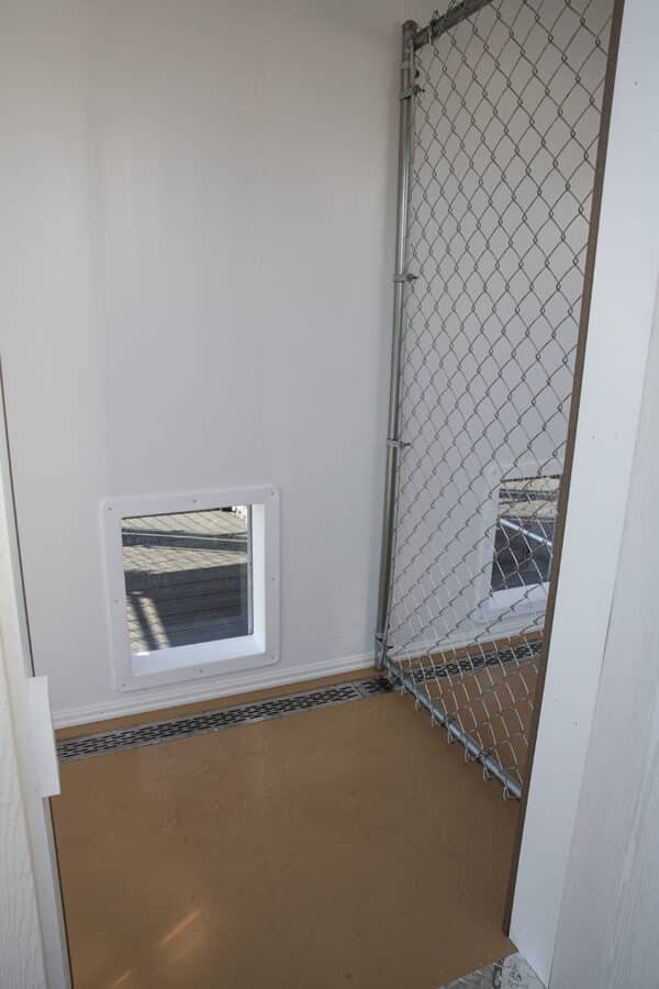 10x16 dog kennel interior