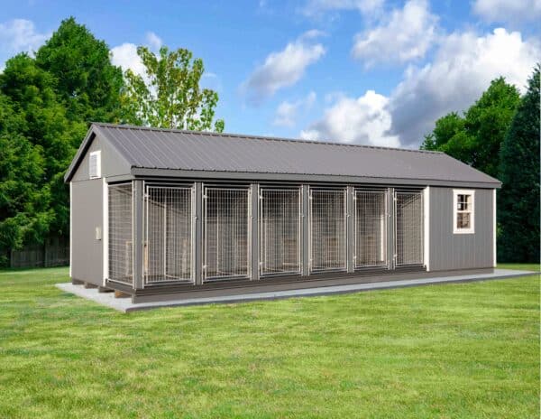 12x32 6-Run Commercial Kennel