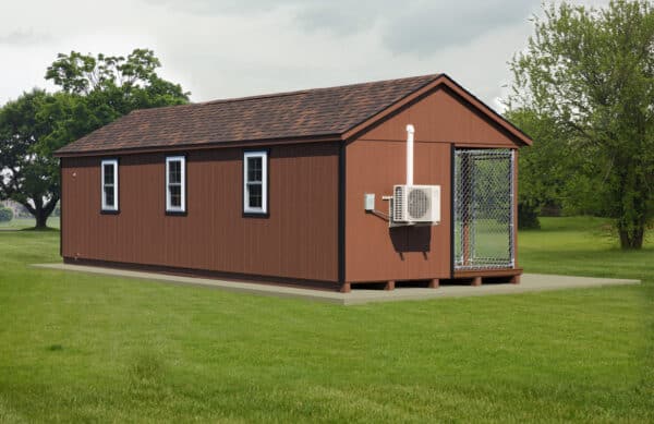 12x32 8-Run Commercial Kennel