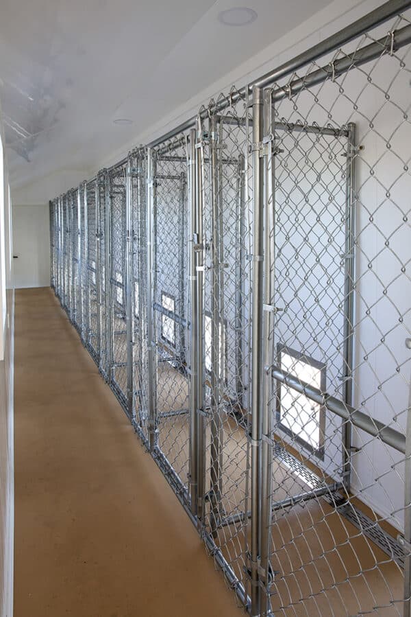 12x42 8-Run Commercial Kennel With A Lobby