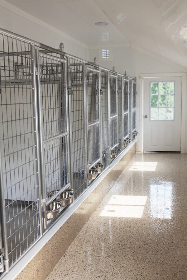 14x32 8-Run Commercial Kennel