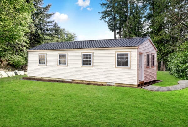 14x34 6-Run Commercial Kennel