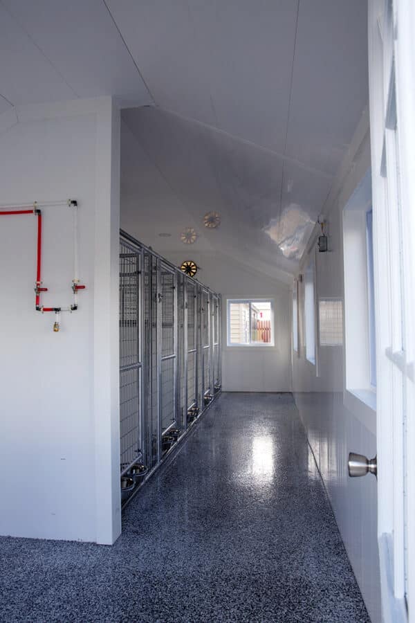 20x28 5-Run Commercial Kennel