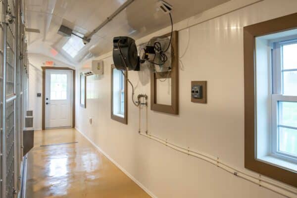 U-Shaped 40-Run Dog Commercial Kennel