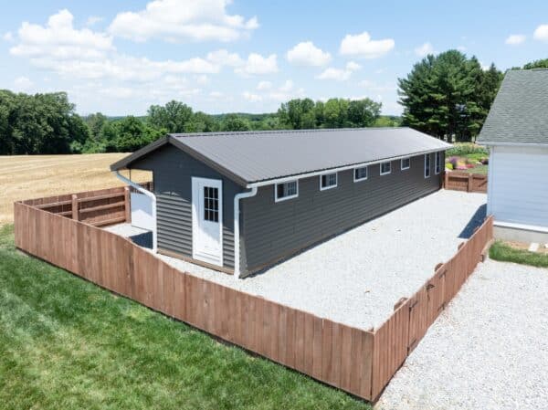 15x56 12-Run Commercial Kennel