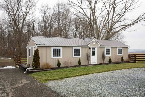 14x44 10-Run Commercial Kennel