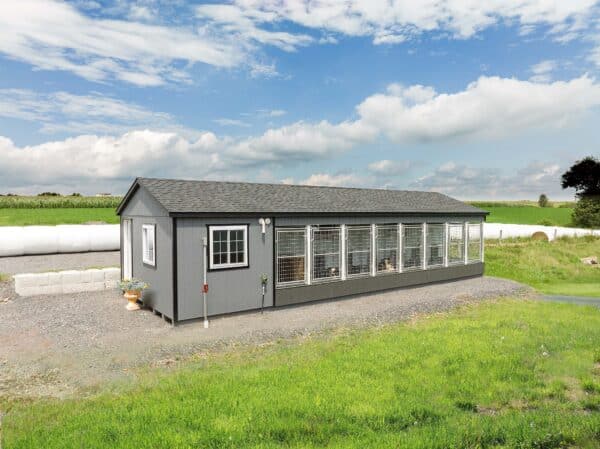 15x40 8-Run Commercial Kennel