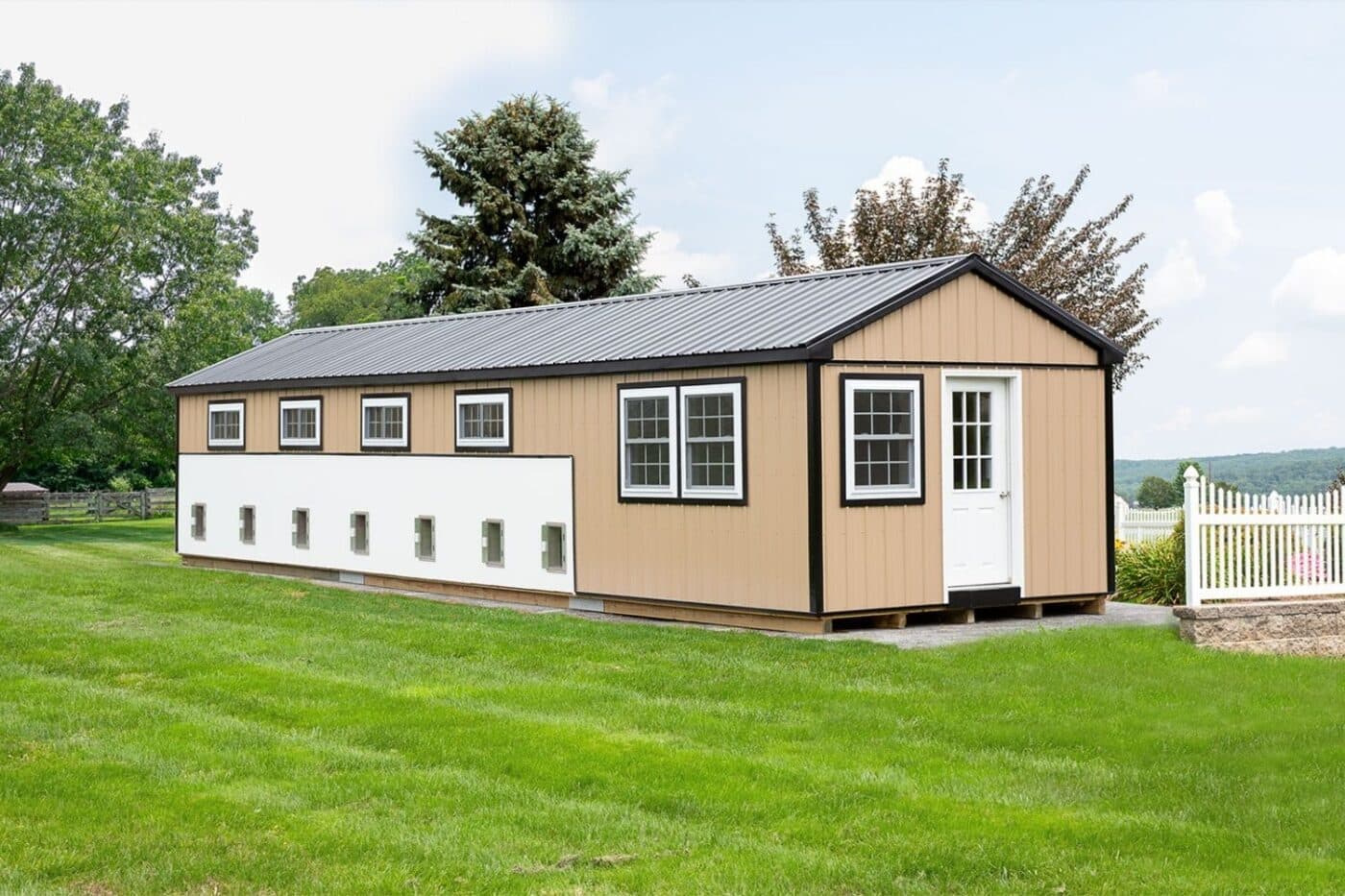 dog kennel for commercial use