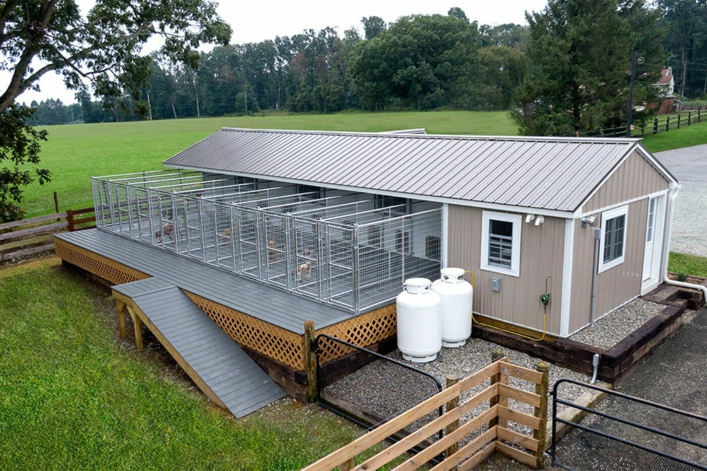 dog kennels for sale in worcester MA