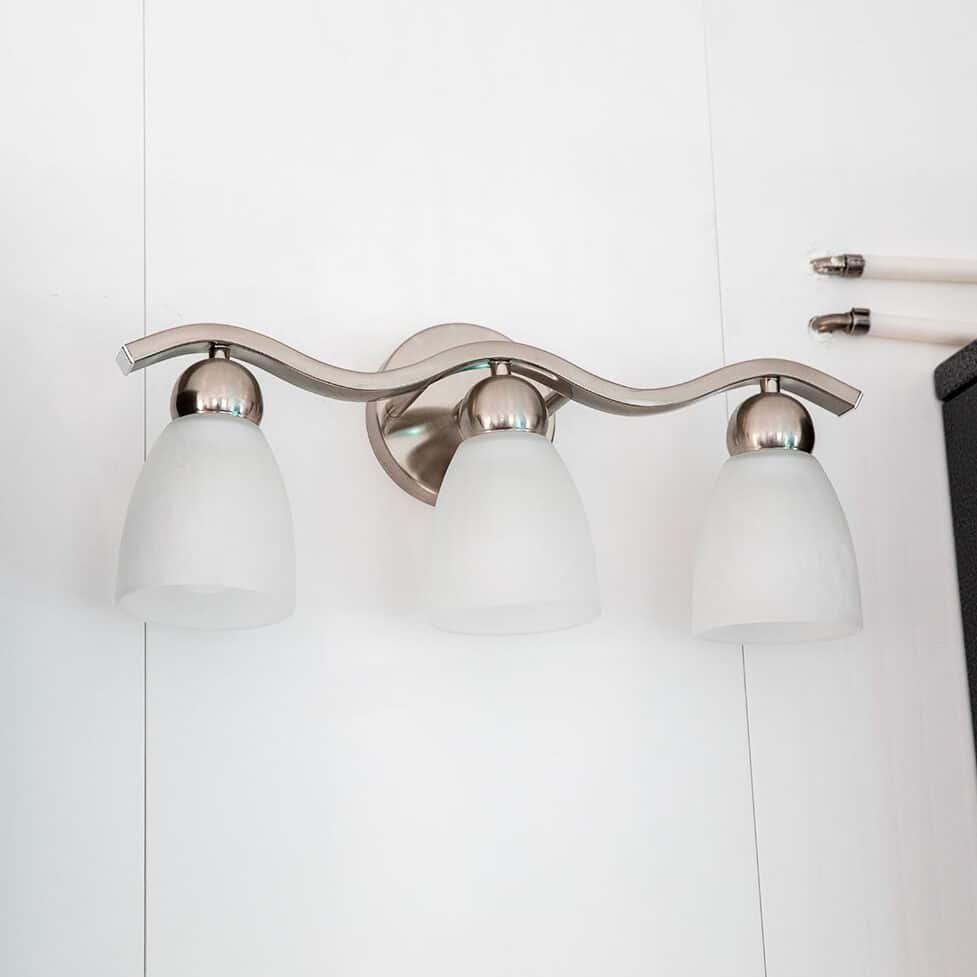 Lighting for Dog Kennels for Grooming